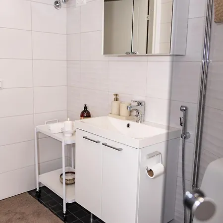 Aurora Suite, Center *